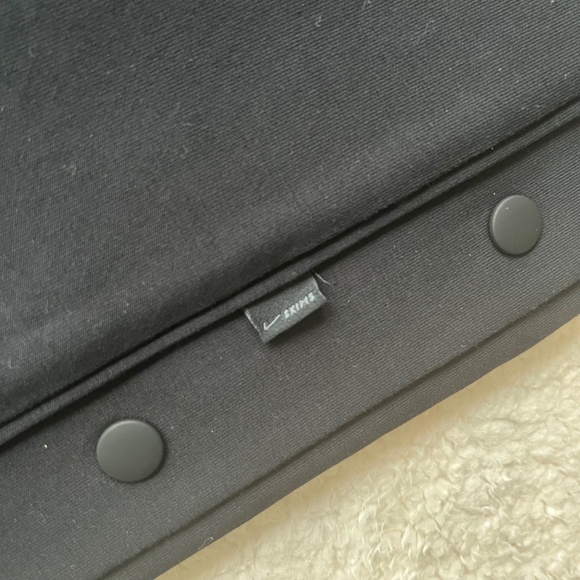 Nike Skims Obsidian Matte Tricot Side Snaps Pants - Size Small - Picture 2 of 6